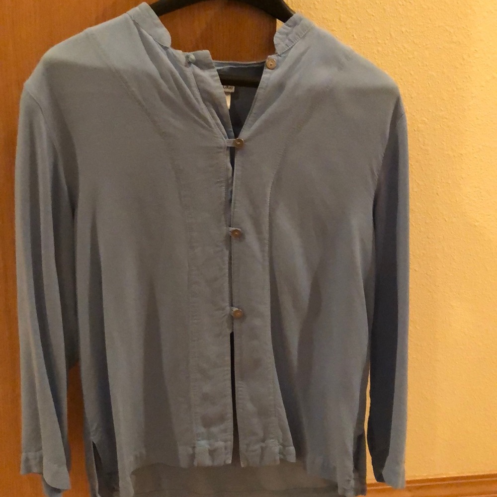 Long sleeve women’s button down